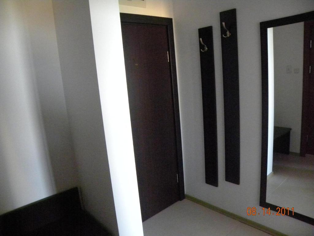 Apartcomplex New Tawn Obzor Phòng bức ảnh